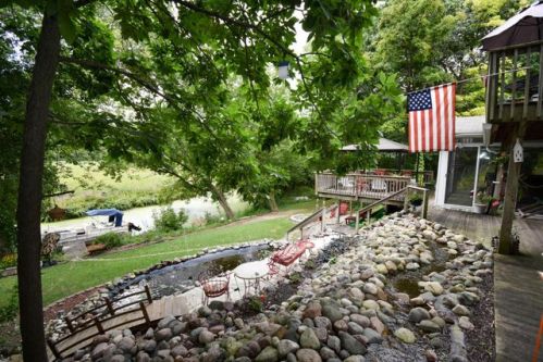 6328 River Bay Rd, Waterford, WI 53185-2672