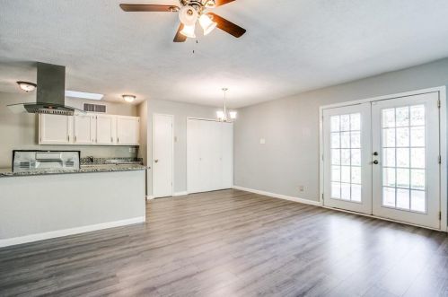 6409 Yarmouth Ave, Fort Worth, TX 76182-5037