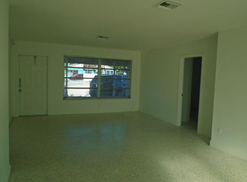 502 Congress Ave, West Palm Beach FL  33401-2904 exterior