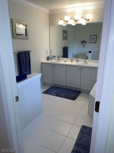 114 Surrey Ct, Nutley NJ  07110-3917 exterior