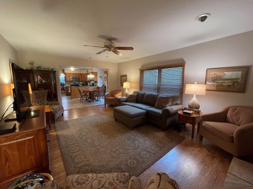 6220 82 St, Kenosha WI 53142-1865 exterior