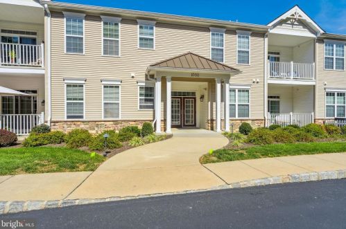 1204 Poplar St, Boothwyn, PA 19060-6702