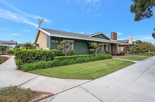2531 Ward Ter, Anaheim, CA 92806-3129