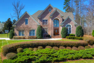2725 Gannett Dr, Charlotte, NC 28214-7135