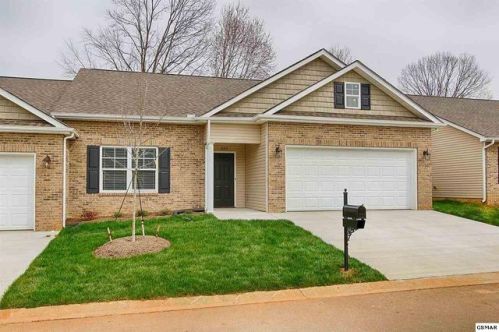 325 Franklin Mdws, Seymour, TN 37865-5282