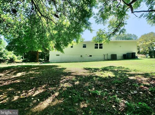 1694 Bethel Rd, Boothwyn PA  19060-2049 exterior