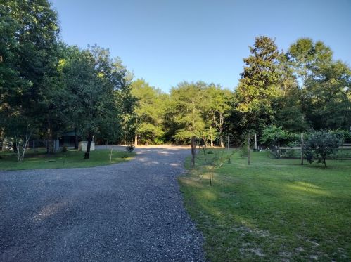 194 Creekside Ln, Defuniak Springs FL  32433-4906 exterior