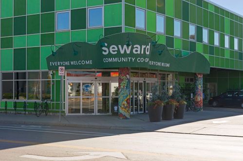 3103 Franklin Ave, Minneapolis MN  55406-1132 exterior