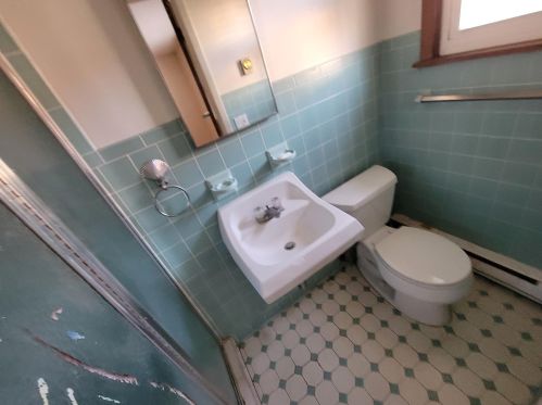 412 78th St, North Bergen NJ  07047-5524 exterior
