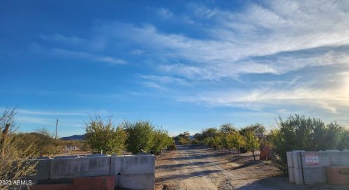 66226 65th St, Salome, AZ 85348