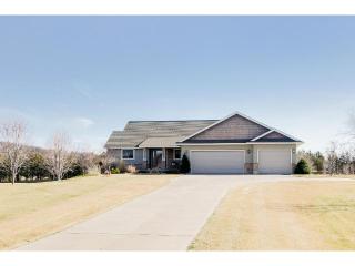 409 Jordyn Ln, Hudson, WI 54016-5143