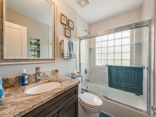 18013 Royal Tree Pkwy, Naples FL  34114-8941 exterior