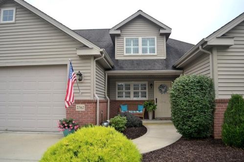 2362 Willow Run Ct, Gibsonia PA  15044-8112 exterior