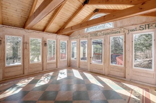 121 Eastern Corner Rd, Ellsworth NH  03223-5403 exterior