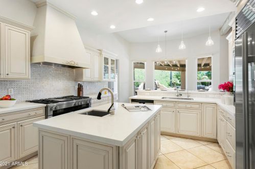 10461 Windrose Dr, Scottsdale AZ  85259-2423 exterior