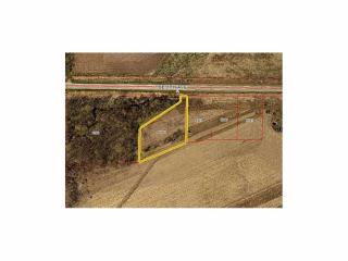 8303 6th Ave, Adelphi, IA