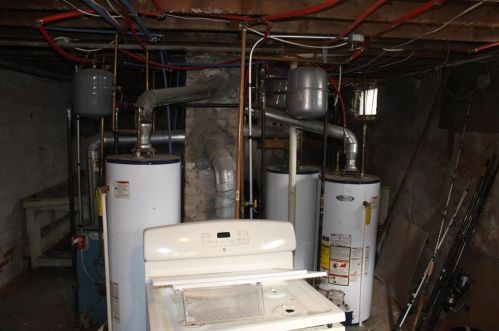 10 Unit St, Providence RI 02909-3930 exterior