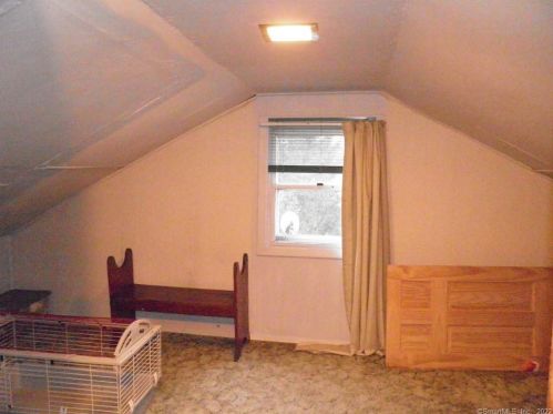 21 Humes Rd, Killingly CT  06241-1226 exterior