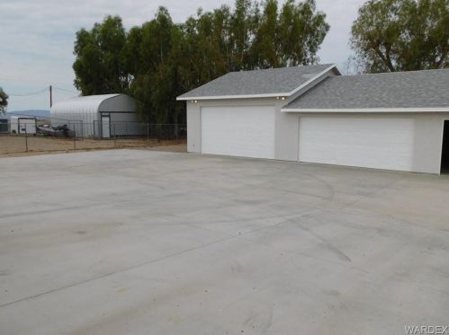 5481 Van Mouwerick Dr, Bullhead City AZ  86426-6647 exterior