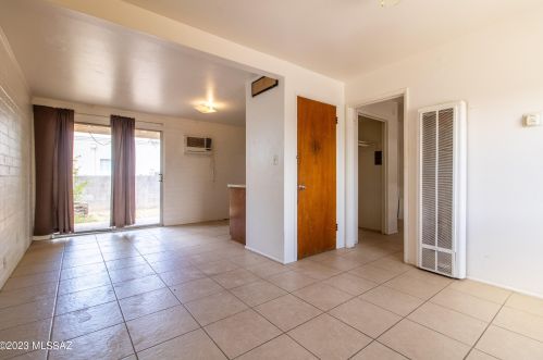 3647 Bermuda St, Tucson AZ  85716-2302 exterior