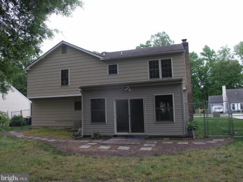 7 Liberty Dr, Dover, DE 19904-2641