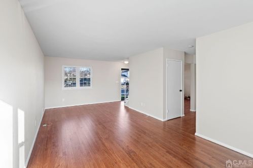 285 Cindy St, Old Bridge NJ  08857-1832 exterior