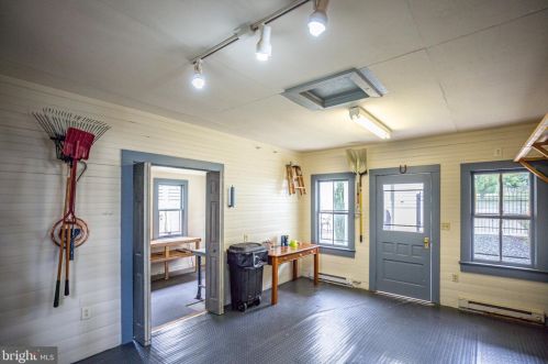 527 Willis St, Fredericksburg VA  22401-5650 exterior