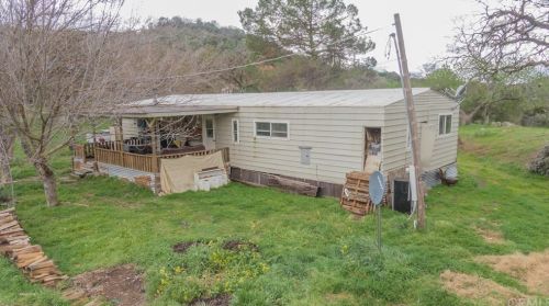 46468 Chuckwagon Rd, Orange Cove CA  93675-9612 exterior