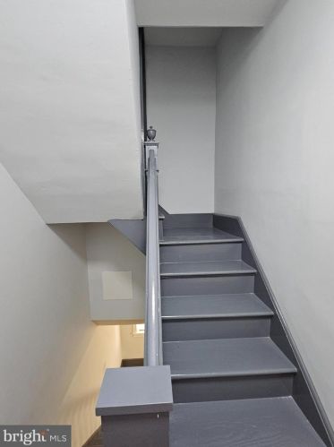 1207 Fillmore St, Philadelphia PA 19124-2906 exterior