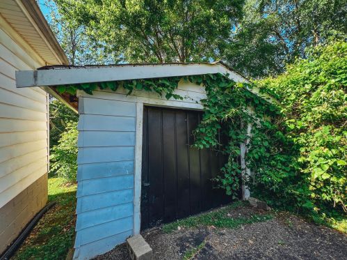 922 Virginia Ave, Florence KY  41042-1731 exterior