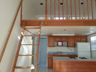 1909 Speyer Ln, Redondo Beach CA  90278-4816 exterior