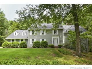 38 Longview Rd, Avon, CT 06001-2935