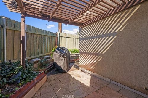 687 Parkview Dr, Lake Elsinore CA  92530-7072 exterior