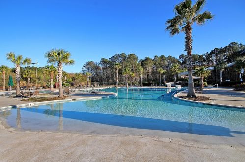 160 Fair Sailing Rd, Mount Pleasant SC  29466-8158 exterior