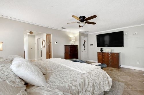 1135 Wisper Run Ct, Lutz FL  33558-5185 exterior