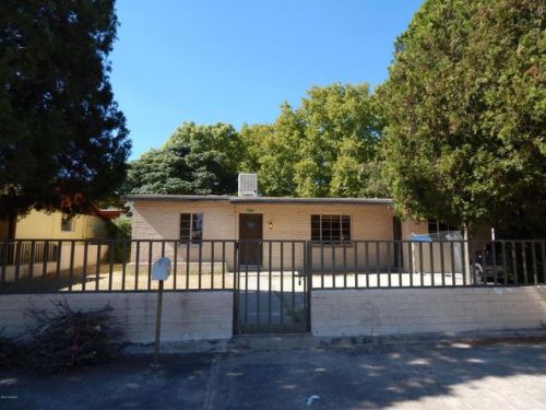 863 Panas Pl, Nogales, AZ 85621-1887