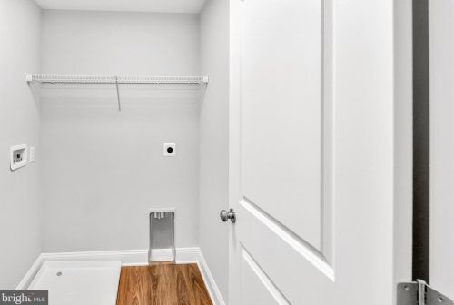 706 Hornblende Ave, Kennett Sq PA  19348-3614 exterior