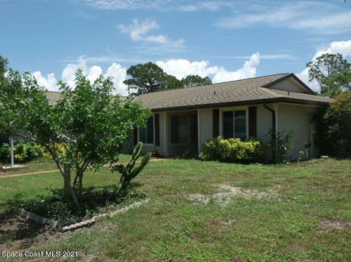 2635 Mangrum Pl, Titusville, FL 32780-4840