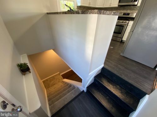 26 Auburn Dr, New Castle DE 19720-2305 exterior