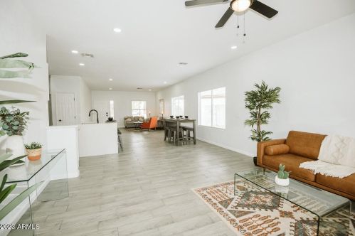 3589 Tatum Ct, Gilbert, AZ 85297-7870