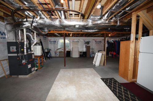 31 Greyhawk Dr, Mashpee MA 02649-4417 exterior