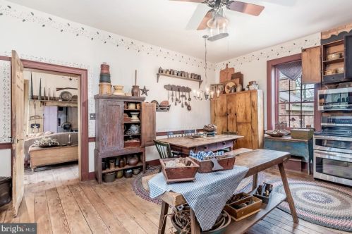 440 Franklin Church Rd, Siddonsburg PA  17019-9766 exterior