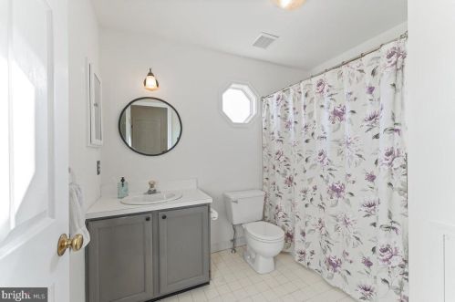 349 Danbury Ct, Glen Mills PA  19342-2041 exterior