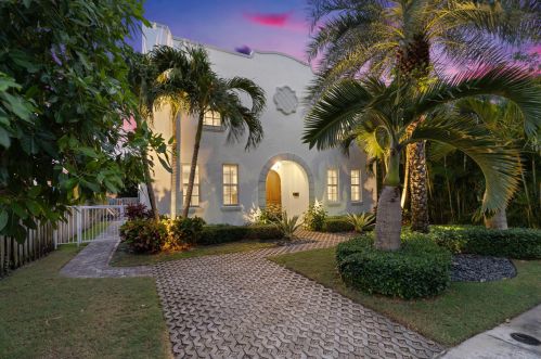 1504 Florida Ave, West Palm Beach, FL 33401-7020