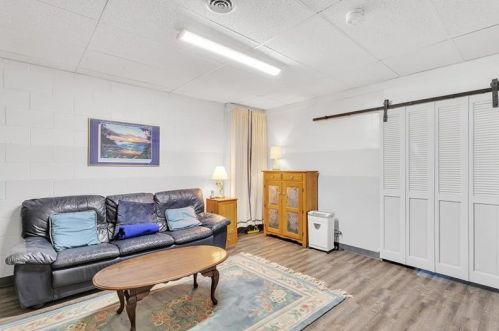 1204 Harmony Heights Dr, Harmony PA  16037-7628 exterior