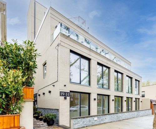 19-14 21st Rd, Long Island City, NY 11105