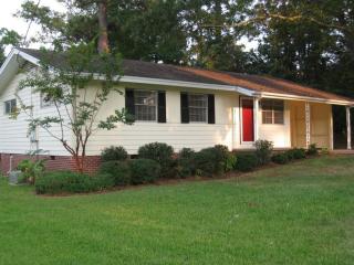 107 Southern Hills Dr, Hattiesburg MS  39401-5829 exterior