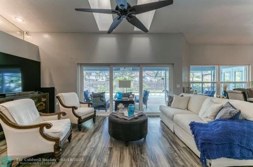 2399 Floresta Dr, Fort Pierce FL  34984-5218 exterior