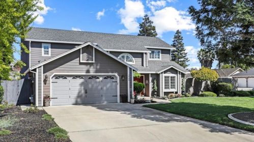 1900 Foxtail Ct, Turlock CA  95382-2890 exterior