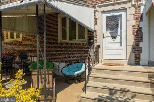 805 Hillcrest Dr, Manor, PA 19036-1609